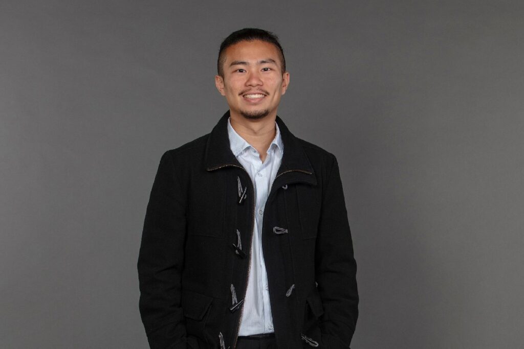 Way Yiek (Victor) Woon